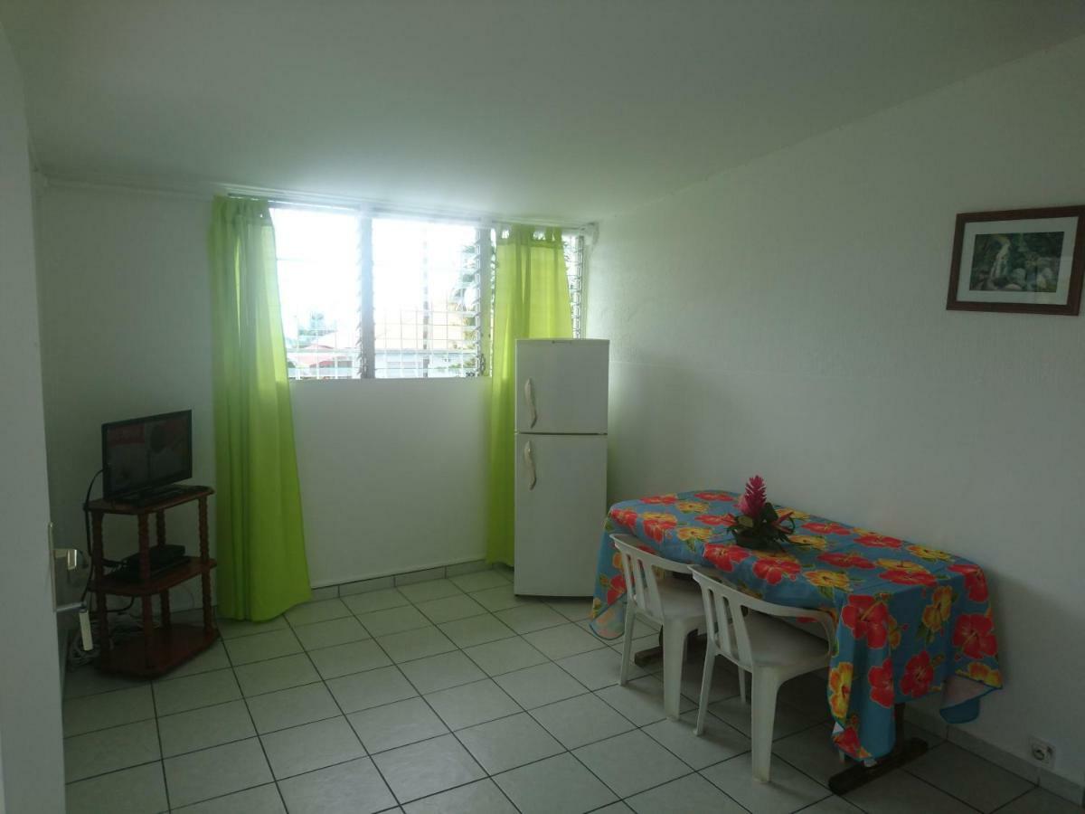 Bungalow Proche Plage Le Gosier  Exteriér fotografie